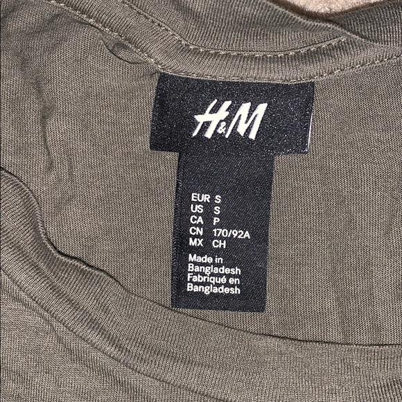 H&M pocket t-shirt - Picture 4 of 4